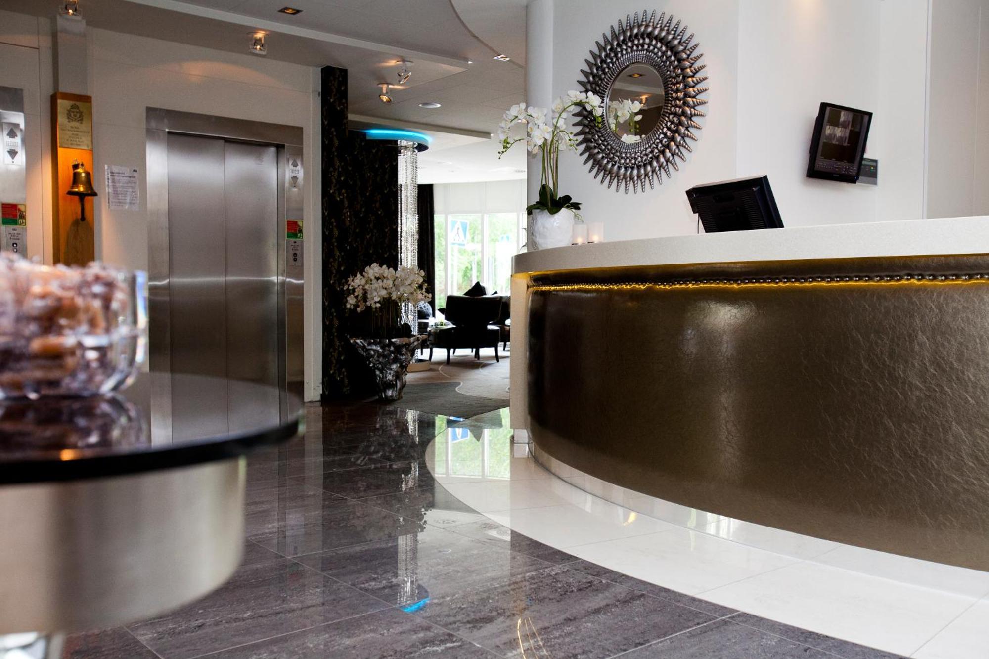 Home Hotel Tapto Stockholm Bagian luar foto
